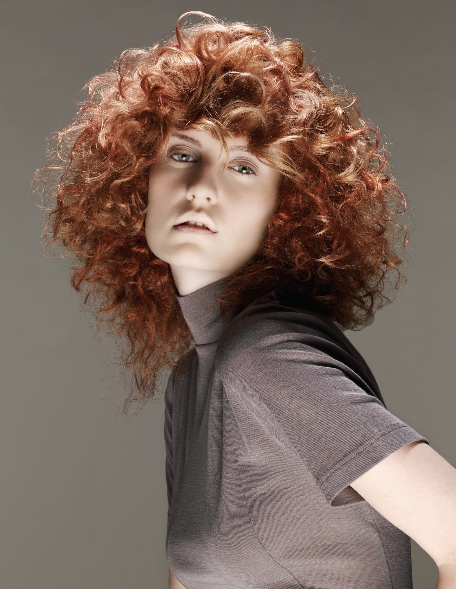 Big copper corkscrew curls with luminous colour – Essensuals Evolution, colour by Francesco Fontana