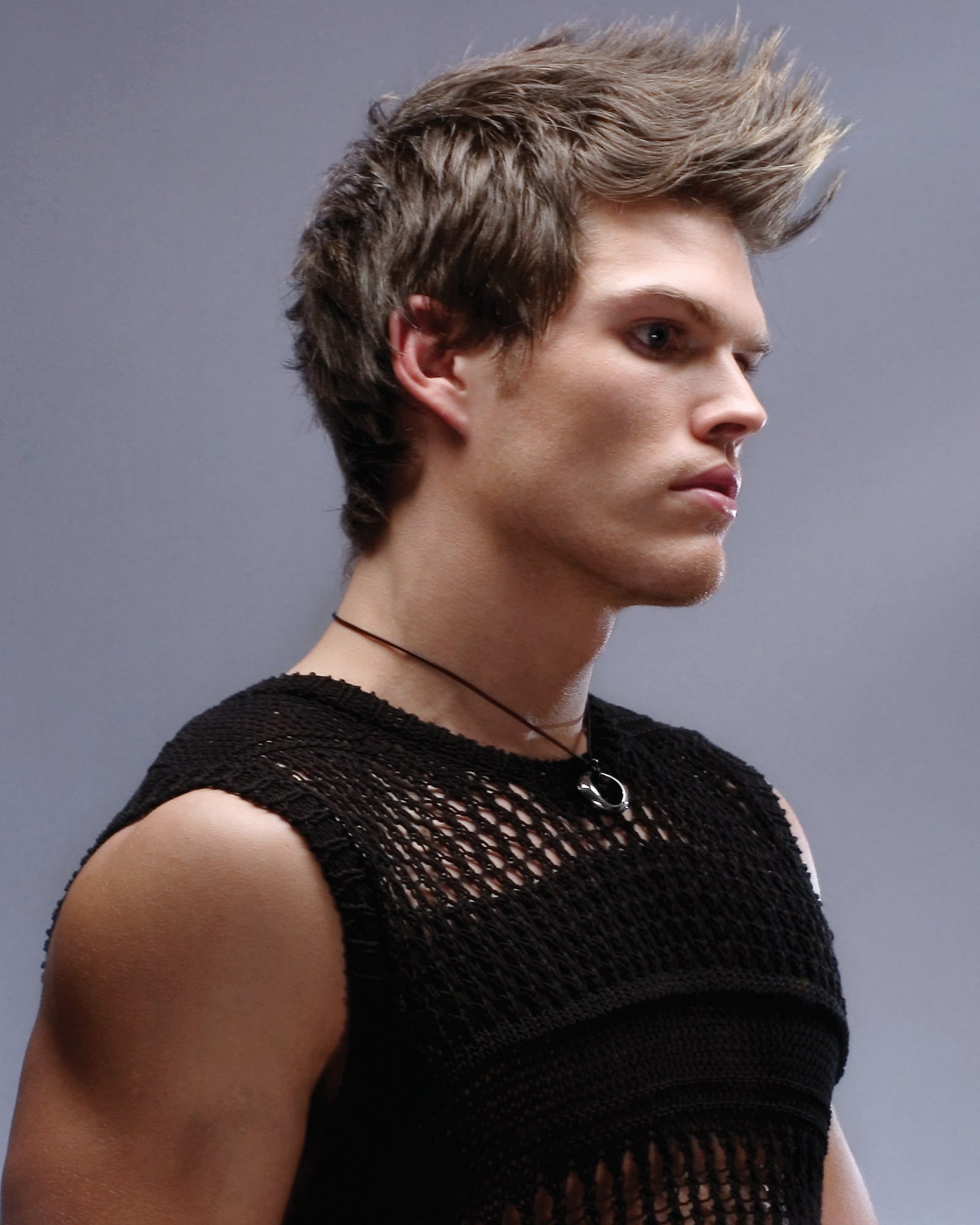 Spiked directional men's crop with architectural texture – Stripes by Franco Vallelonga