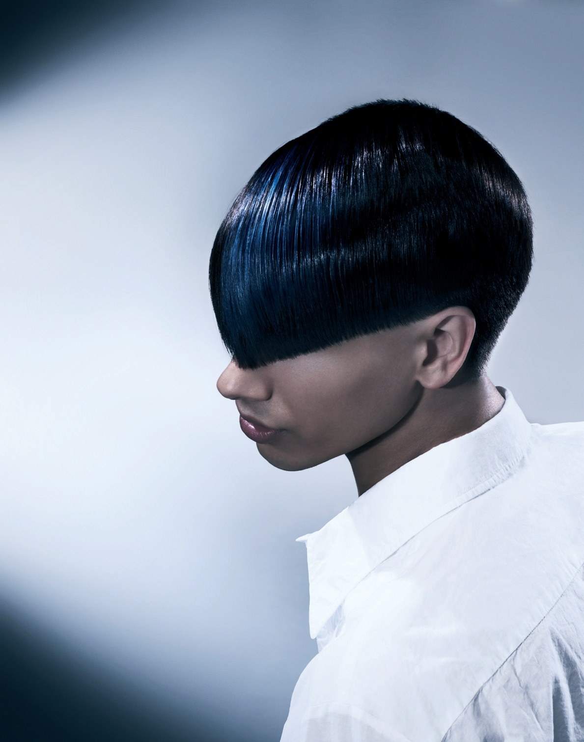 Men's polished black bowl falling over the eyes – Geoganic Collection, Sassoon 2008