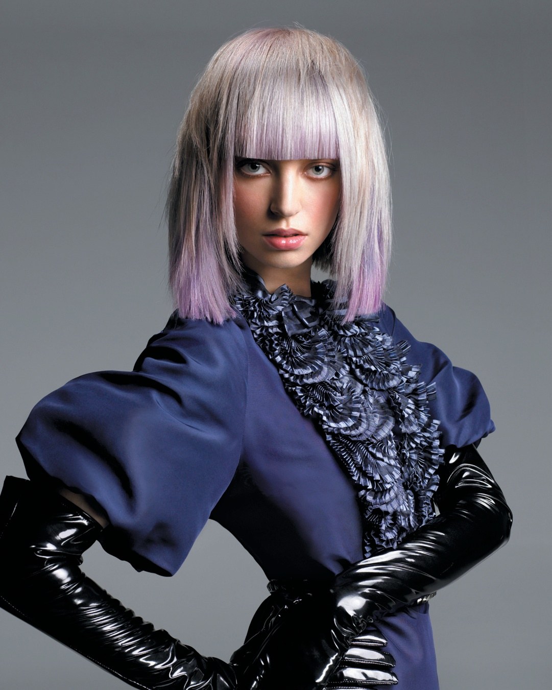 Lilac-washed platinum bob with a straight fringe – Kaizen Collection, Toni & Guy Art Team 2008