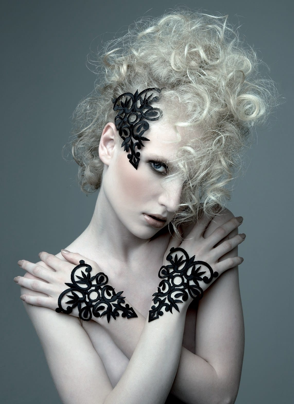 Platinum curls with a black lace appliqué across the face – Naked Collection, Clipso Artistic Team 2007