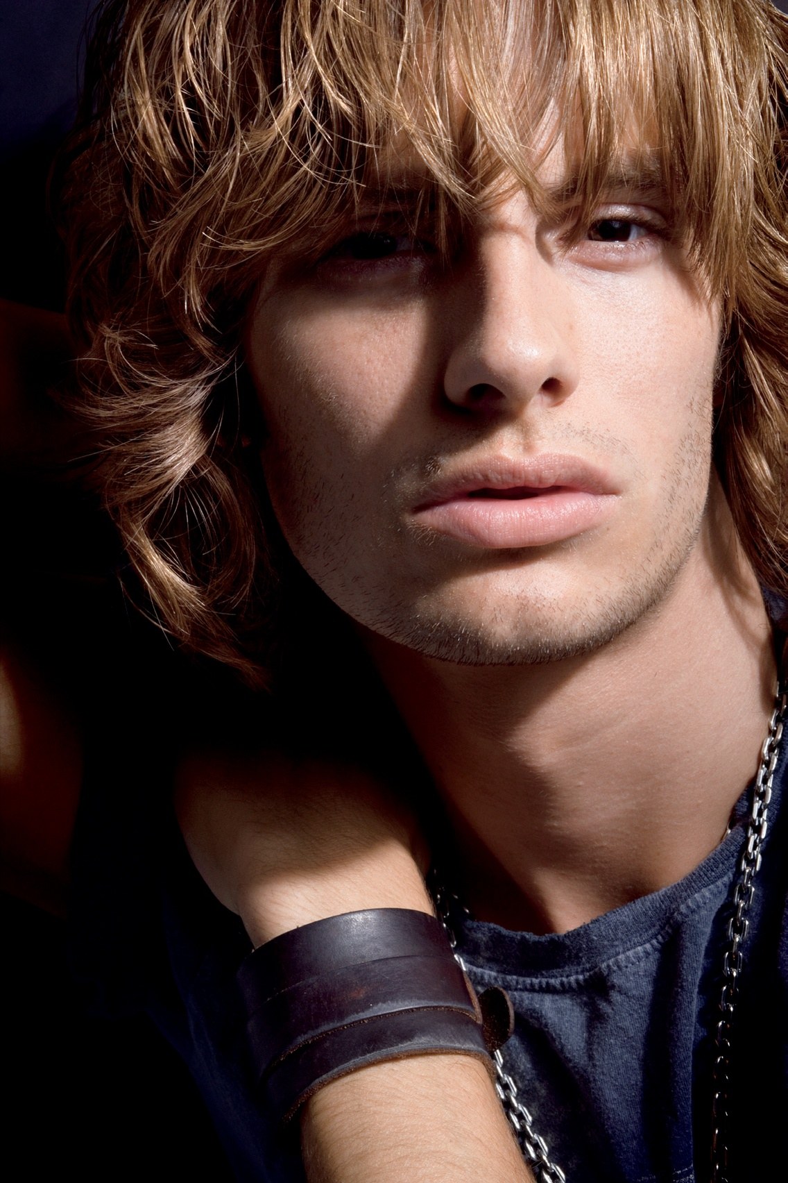 Men's shaggy shoulder-length layers with a fringe – On Trend, In Colour Collection, Saks Art Team 2008