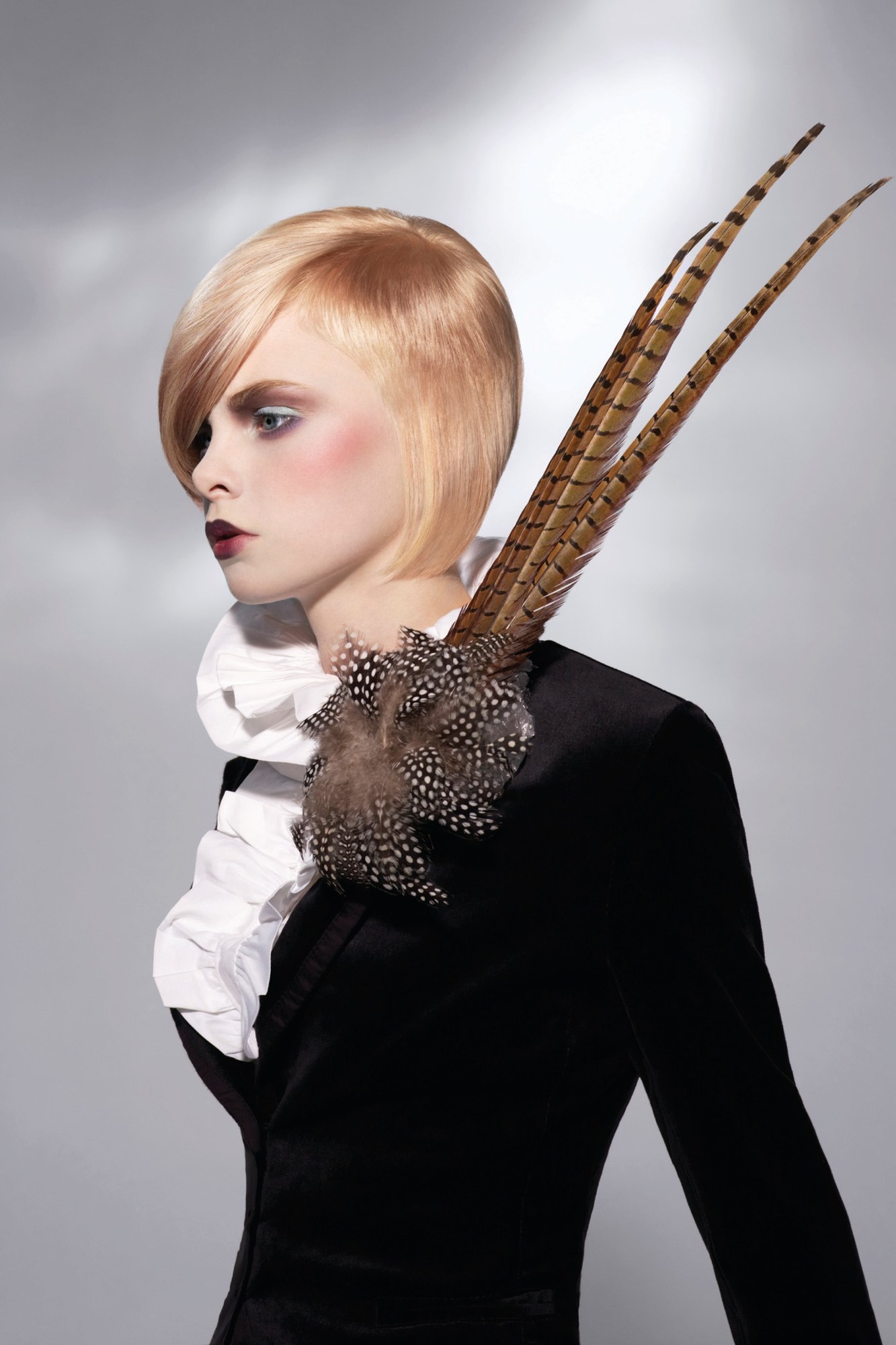 Soft blonde crop with a side fringe and pheasant feathers – Gilded Youth Collection, Sassoon 2008