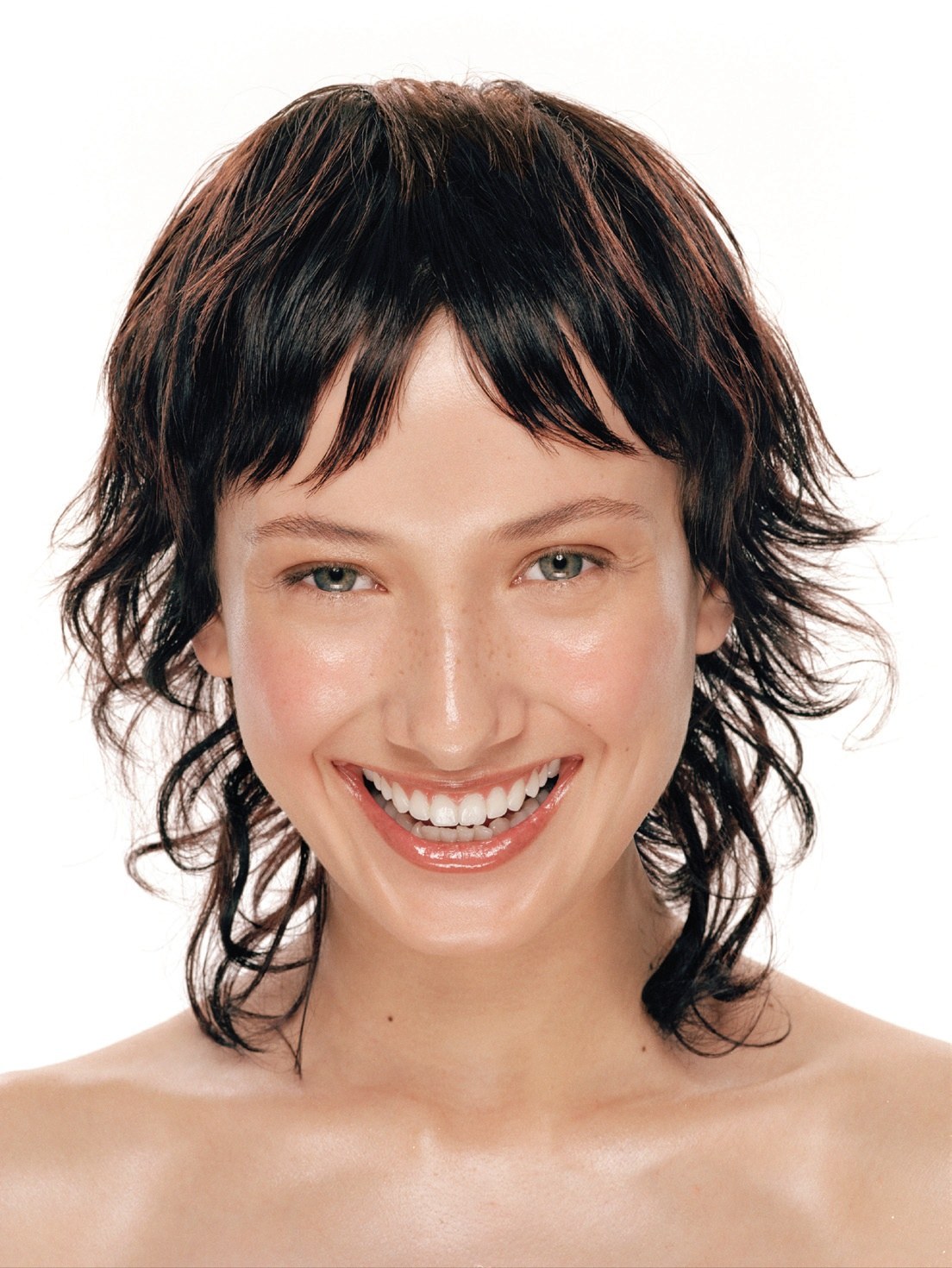 Dark shaggy cut with a wispy fringe and long layers – Toni & Guy Collections, Phil Smith 2008
